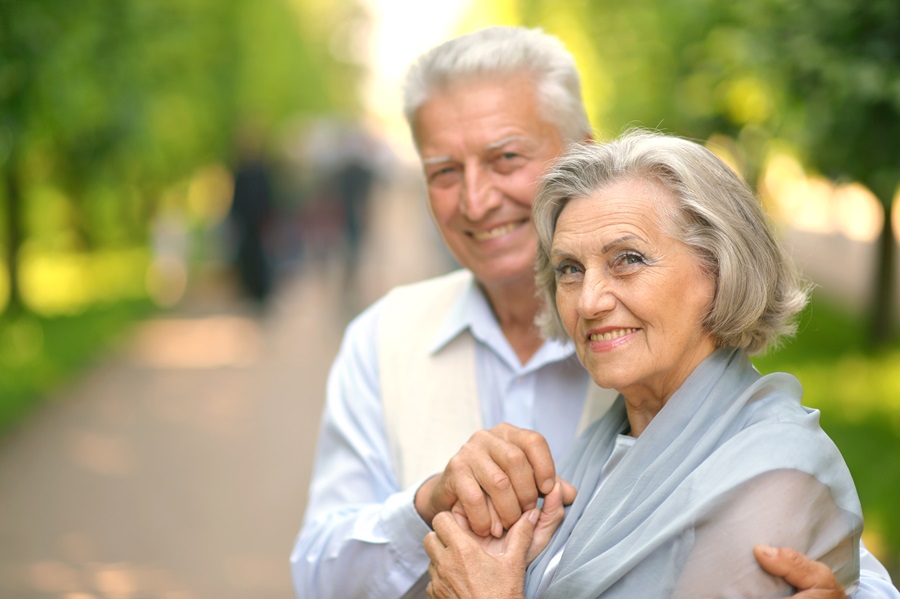 Dentures: Their Advantages and Disadvantages