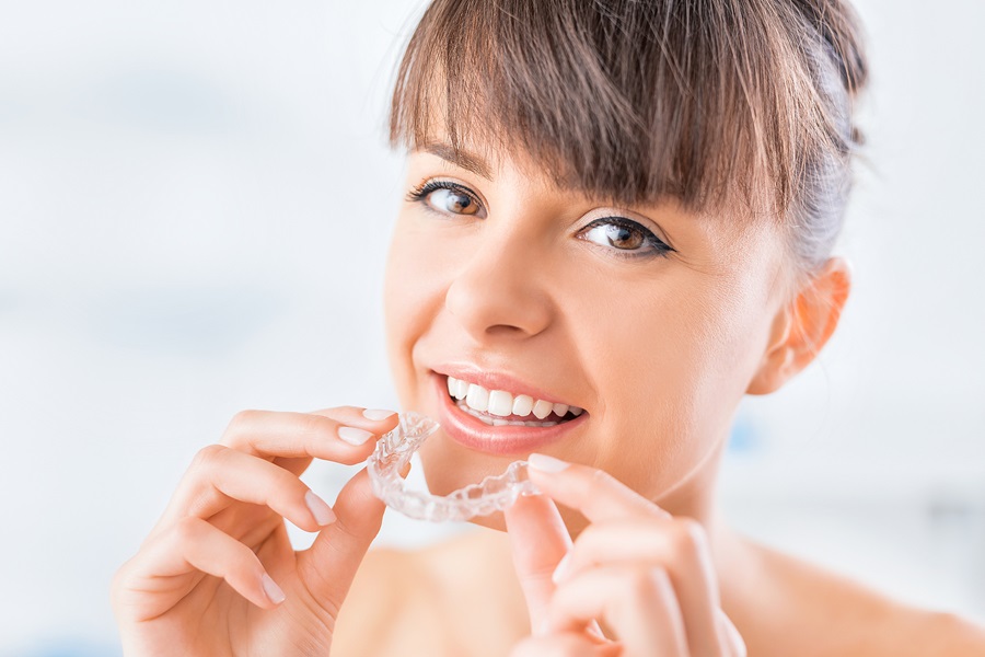 Orthodontics That You Can Wear to a Meeting